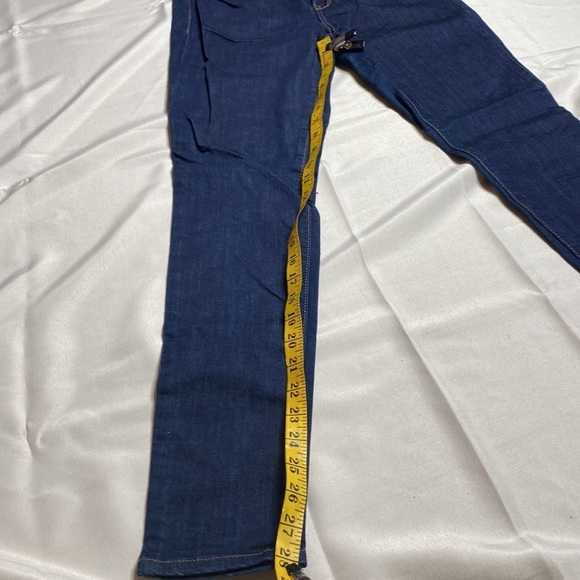 Kiind of Sexy Skinny Blue Jeans - Picture 5 of 14